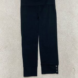 Women’s capri leggings black wide waist band 4 pair available